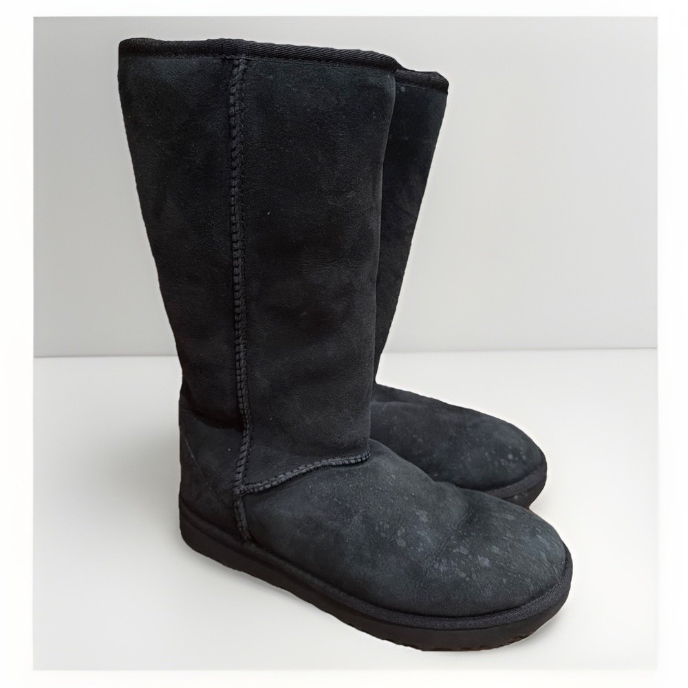 UGG Women's Classic Tall II Black Winter Boot 1016224 Size US 8